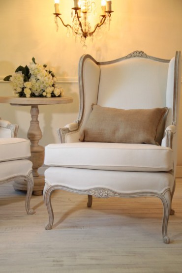 Vintage pair of French Louis XV style Bergeres