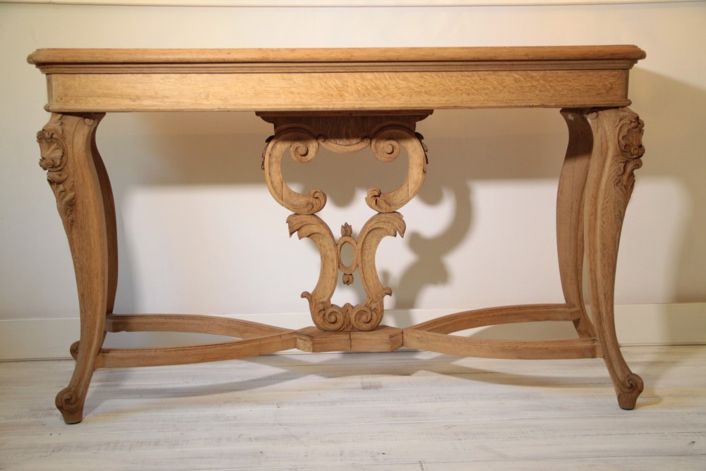 French Console